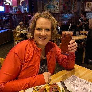 Meet your Posher, Cindy